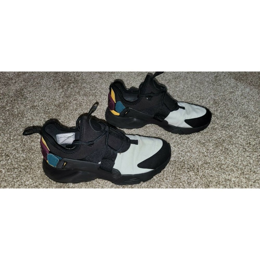 Nike Air Hurache City Low Women's Size 8.5 - image 6